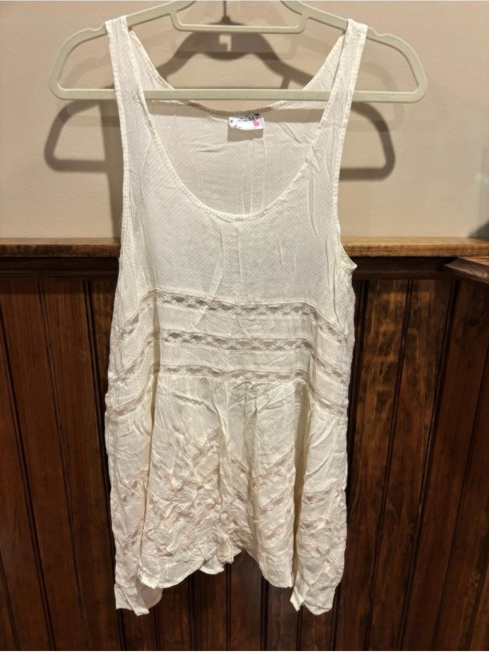 Sleeveless Cream Lace-Trim Tank Top